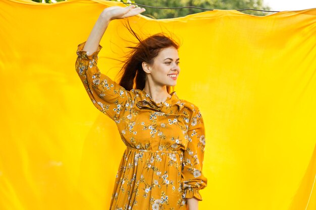 dres brave yellow