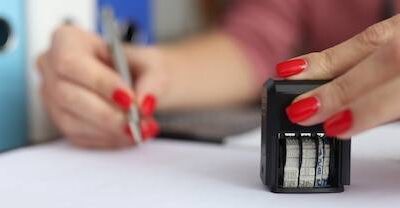 Czy lakiery hybrydowe są bezpieczne dla zdrowia?