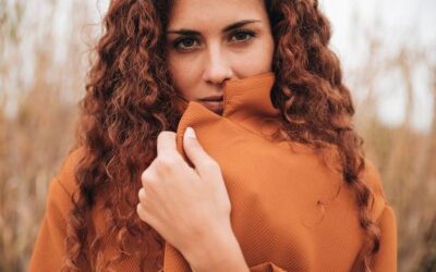 Jak z czarnych włosów zrobić brąz bez ryzyka uszkodzenia?