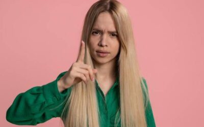 Rude włosy do kogo pasują i jak wydobyć ich urok?