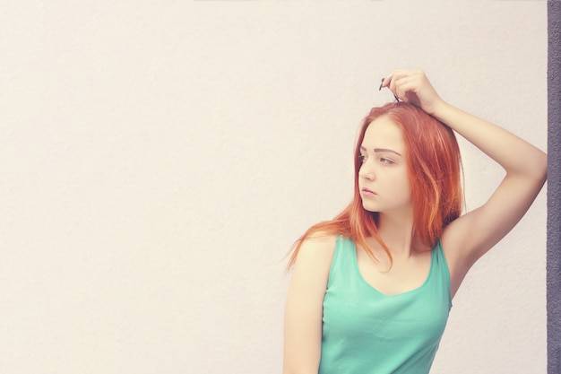 Jak pozbyć się rudości po rozjaśnianiu włosów?