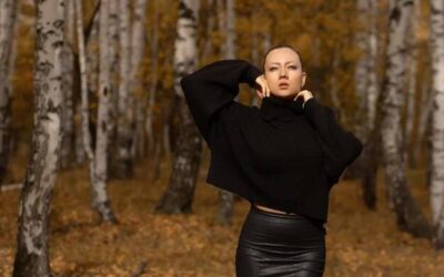 Z czym nosić czarny sweter żeby wyglądać modnie?