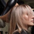 Jak się robi ombre na blond włosach w domowych warunkach?