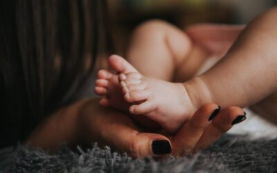 Co najpierw krem z filtrem czy nawilżający?