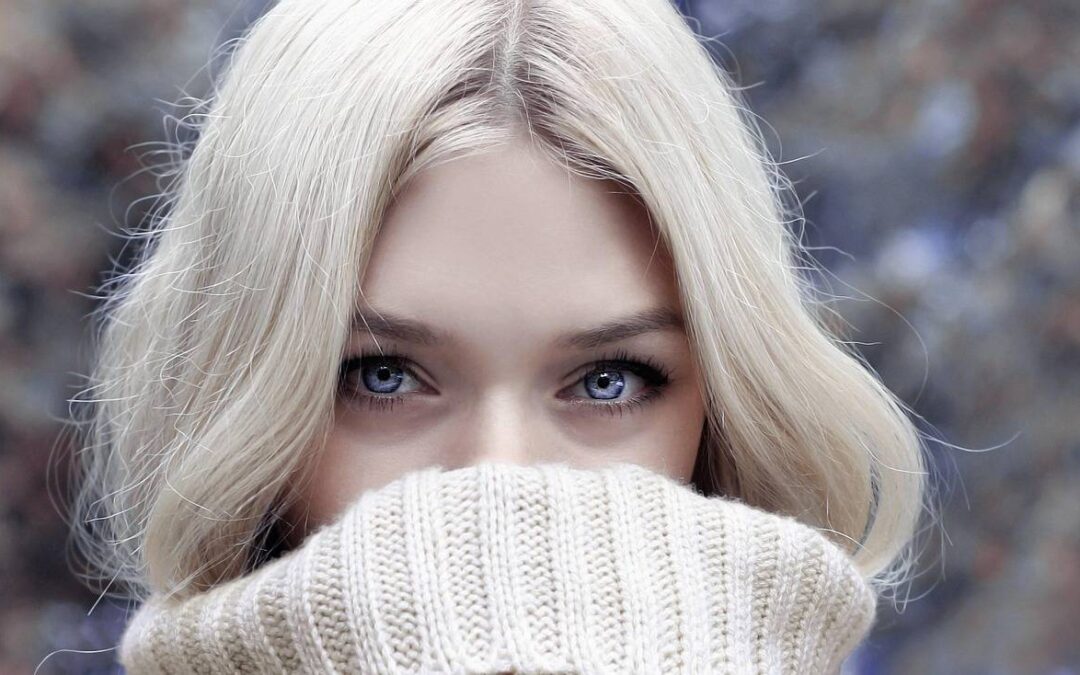 Jak nosić sweter oversize w codziennych stylizacjach?