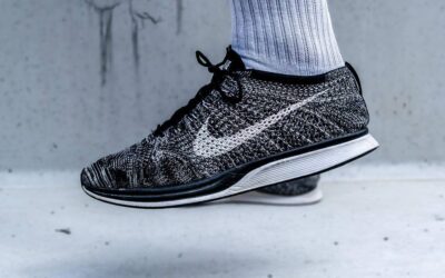Sneakersy co to za obuwie i dlaczego stały się tak popularne?